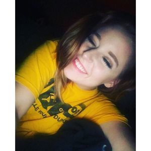 Meet your Posher, Desiree